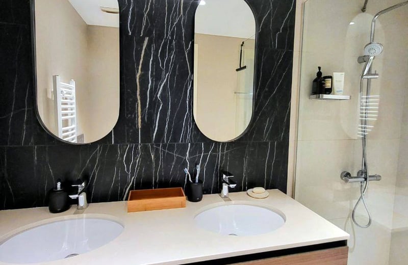 Location d’un appartement spacieux de 3 pièces, 104 m², avec terrasse, Belgrade, Serbie